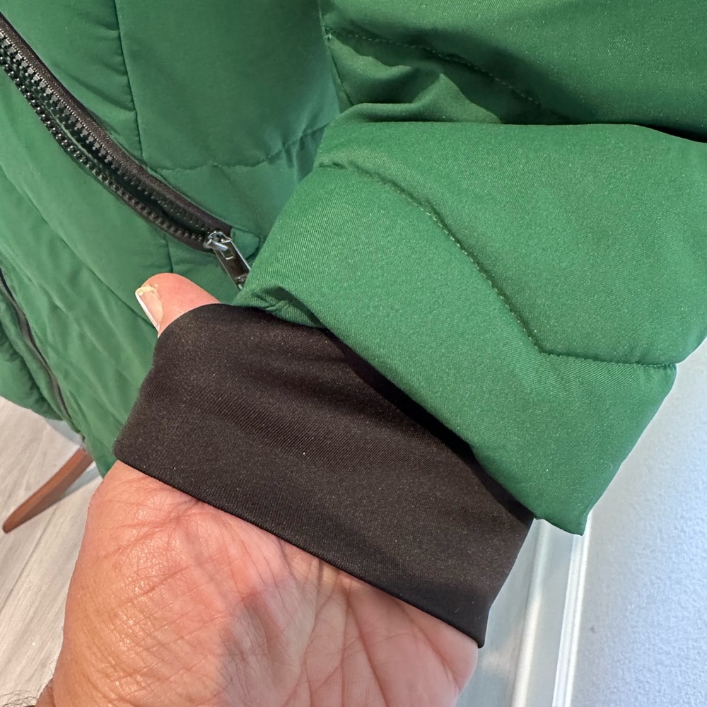SALE TODAY …Michael Kors Emerald Hooded Puffer Coat with faux fur hood - Picture 5 of 6